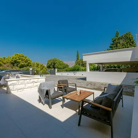 With Pool And Hot Tub *