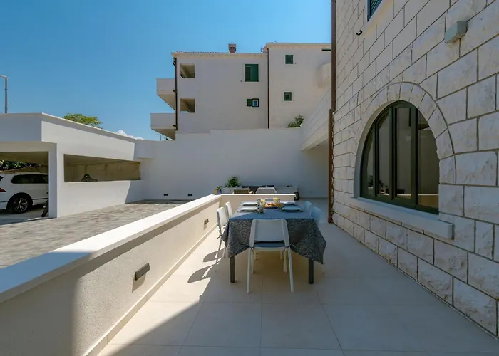 Apartament With Pool And Hot Tub