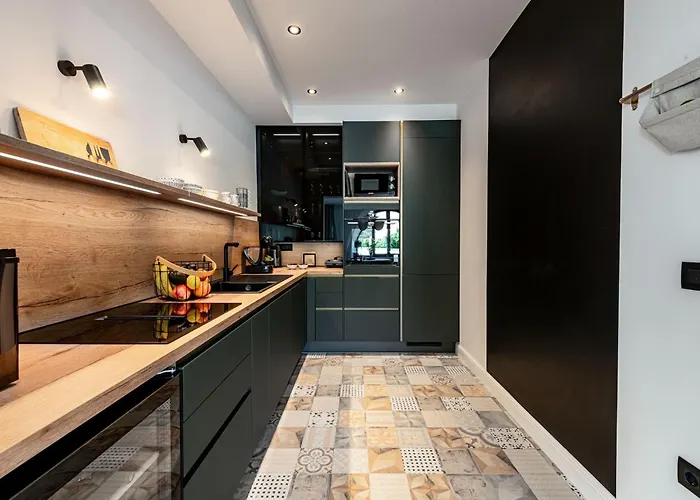 With Pool And Hot Tub Apartament Cavtat