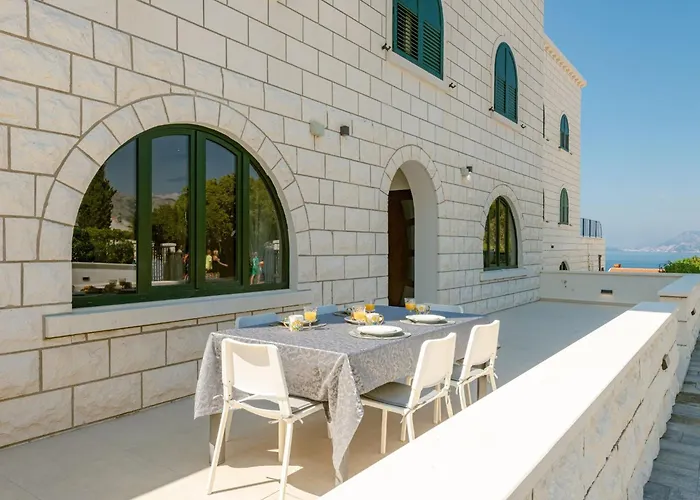 With Pool And Hot Tub Apartament *