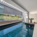 With Pool And Hot Tub * Cavtat