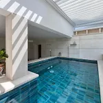With Pool And Hot Tub * Cavtat